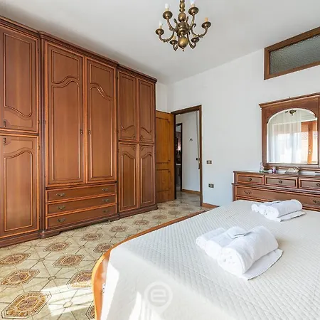 House Antonella - Wonderful Holidays On A Budget Apartment Gonnesa